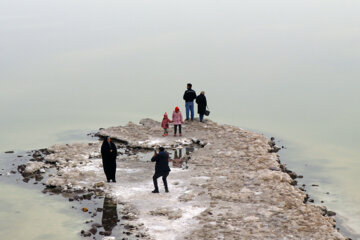 El agua corre en las venas del lago de Urmia 