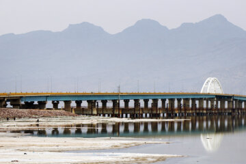 El agua corre en las venas del lago de Urmia 