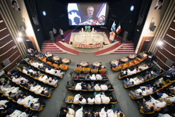 جشن ازدواج دانشجویی در دانشگاه اصفهان