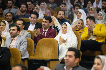 جشن ازدواج دانشجویی در دانشگاه اصفهان