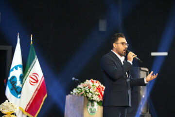 جشن ازدواج دانشجویی در دانشگاه اصفهان