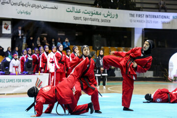 La cérémonie d'ouverture du premier tour des Jeux internationaux de Norouz s'est tenue ce vendredi soir (10 mars 2023) en présence du premier vice-président iranien Mohammad Mokhber et de la vice-présidente pour les Affaires des Femmes et de la Famille, Ensieh Khaz’ali dans la salle de basket-ball du complexe sportif Azadi de Téhéran. 