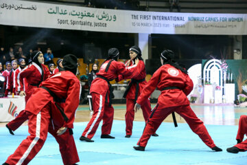 La cérémonie d'ouverture du premier tour des Jeux internationaux de Norouz s'est tenue ce vendredi soir (10 mars 2023) en présence du premier vice-président iranien Mohammad Mokhber et de la vice-présidente pour les Affaires des Femmes et de la Famille, Ensieh Khaz’ali dans la salle de basket-ball du complexe sportif Azadi de Téhéran. 