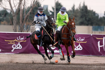 Le tournoi international de polo féminin de la Coupe Norouz 2023 a eu lieu ce lundi soir (13 mars) au club Norouz Abad Club de Téhéran, à l’issue duquel , l'équipe féminine iranienne a remporté le championnat. (Photo : Amin Jalaali)
