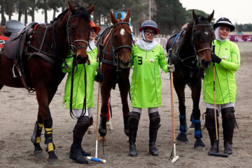 Le tournoi international de polo féminin de la Coupe Norouz 2023 a eu lieu ce lundi soir (13 mars) au club Norouz Abad Club de Téhéran, à l’issue duquel , l'équipe féminine iranienne a remporté le championnat. (Photo : Amin Jalaali)
