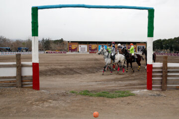 Le tournoi international de polo féminin de la Coupe Norouz 2023 a eu lieu ce lundi soir (13 mars) au club Norouz Abad Club de Téhéran, à l’issue duquel , l'équipe féminine iranienne a remporté le championnat. (Photo : Amin Jalaali)
