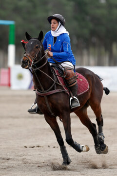 Le tournoi international de polo féminin de la Coupe Norouz 2023 a eu lieu ce lundi soir (13 mars) au club Norouz Abad Club de Téhéran, à l’issue duquel , l'équipe féminine iranienne a remporté le championnat. (Photo : Amin Jalaali)
