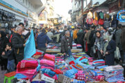 شمالی شہر رشت میں شاپنگ مارکیٹ کی تصاویر
