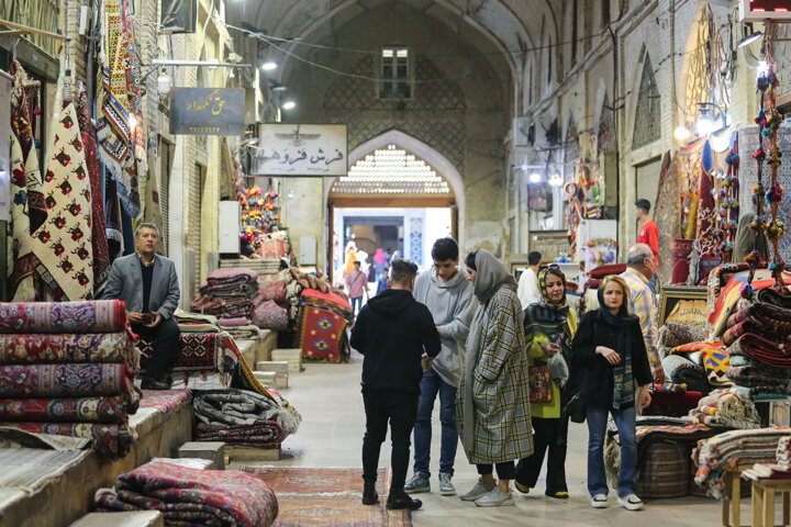 یادمان های تاریخی زندیه شیراز پذیرای گردشگران نوروزی 