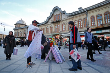 Compras para el año Nuevo persa en Hamedán