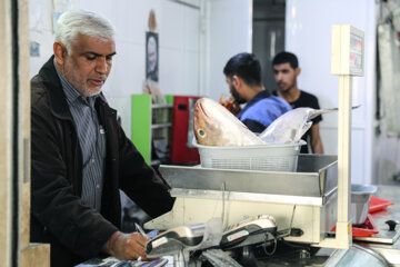 بازار ماهی فروشان شهرک شهید بهشتی