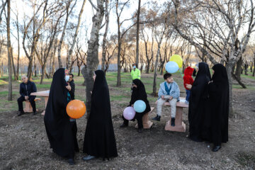 تصویر روز... جشن خانوادگی استقبال از بهار- زنجان