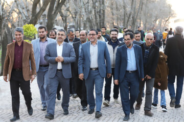 تصویر روز... جشن خانوادگی استقبال از بهار- زنجان