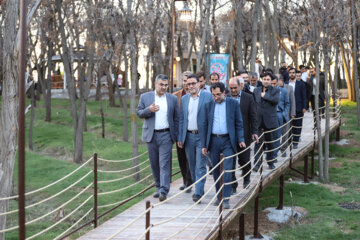 تصویر روز... جشن خانوادگی استقبال از بهار- زنجان