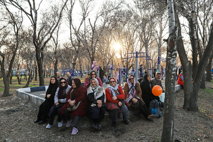 چگونه در مهمانیها خجالتی نباشیم؟