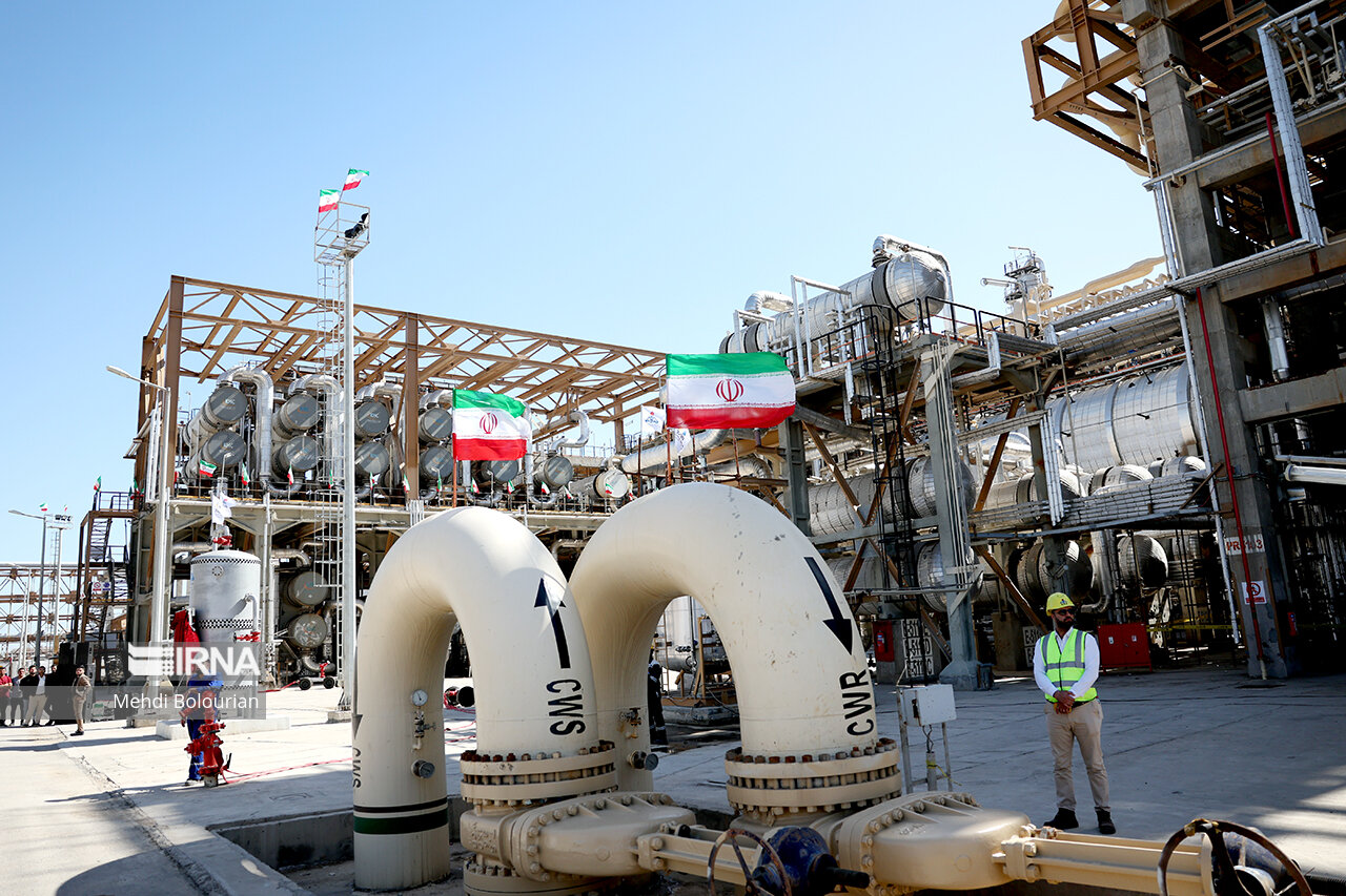تولید ۵۰۰ هزار تُن آمونیاک از هیدروژن در برنامه پالایشگاه ستاره خلیج فارس قرار گرفت