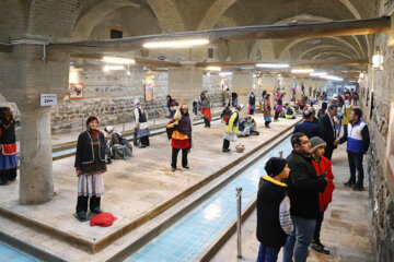 گردشگران نوروزی در رختشویخانه زنجان