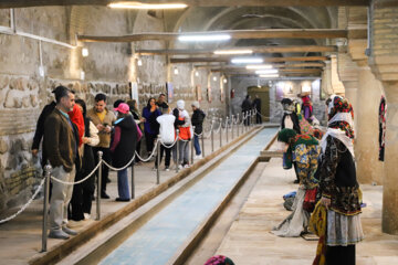 گردشگران نوروزی در رختشویخانه زنجان