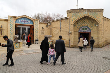 گردشگران نوروزی در رختشویخانه زنجان