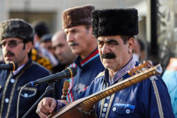 ویژه برنامه نوروزگاه در سبزه میدان زنجان