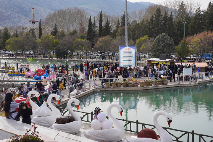 سرریز آب پنج چشمه و سراب در خرمآباد - ایرنا