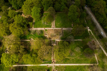 گردشگران نوروزی درباغ جهانی عباسآباد