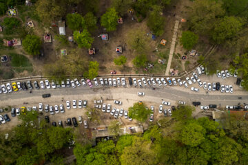 گردشگران نوروزی درباغ جهانی عباسآباد