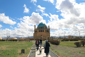  Cúpula Soltaniyé, la joya turística de la provincia noroccidental iraní de Zanyán