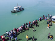 تردد بیش‌ از ٣۴٠ هزار نفر در اماکن گردشگری دریایی خوزستان