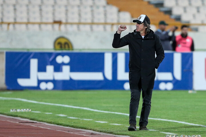 روشن: آجورلو و فتحاللهزاده پاسخگوی شائبهها باشند/ ساپینتو متوجه رفتارهای اشتباهش شده