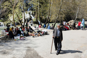 Cascade de Bisheh, l'une des principales attractions du Lorestan en Iran