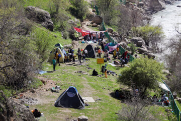 Cascade de Bisheh, l'une des principales attractions du Lorestan en Iran