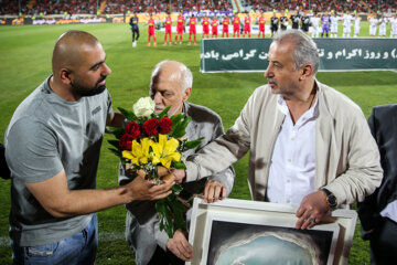 لیگ برتر فوتبال- پرسپولیس و ملوان