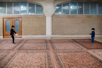 Le sanctuaire de Hazrat Masoumeh accueille l'iftar du Ramadan à Qom