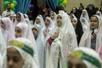 Une fête pour célébrer le Premier jeûne du Ramadan des enfants intitulée « les cris de la joie des anges » avec la présence de 400 filles qui observaient leur premier jeûne a eu lieu le vendredi soir (7 avril 2023) à Gorgan au nord de l’Iran. (Photo : Rahela Hesari)