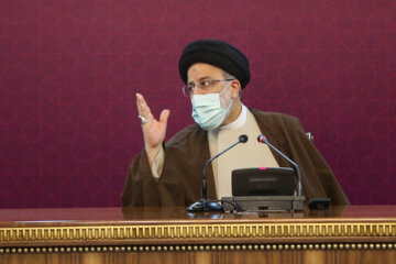 دیدار جمعی از اصناف و بازاریان با رئیس جمهور 6 دیدار جمعی ازاصناف و بازاریان با رئیس جمهور