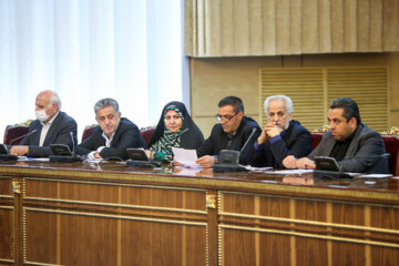 دیدار جمعی از اصناف و بازاریان با رئیس جمهور 5 دیدار جمعی ازاصناف و بازاریان با رئیس جمهور