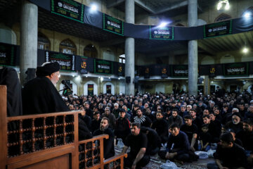 Machhad couvert de noir à l’occasion de l’anniversaire du martyre de l’imam Ali 