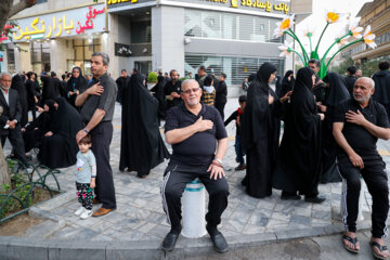 Machhad couvert de noir à l’occasion de l’anniversaire du martyre de l’imam Ali 