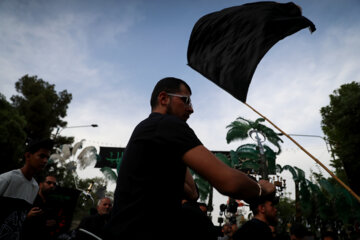 Machhad couvert de noir à l’occasion de l’anniversaire du martyre de l’imam Ali 