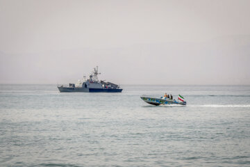 Le CGRI iranien organise des défilés navals dans la mer Caspienne et le golfe Persique en solidarité avec les Palestiniens