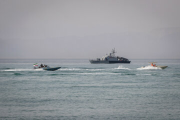 Le CGRI iranien organise des défilés navals dans la mer Caspienne et le golfe Persique en solidarité avec les Palestiniens