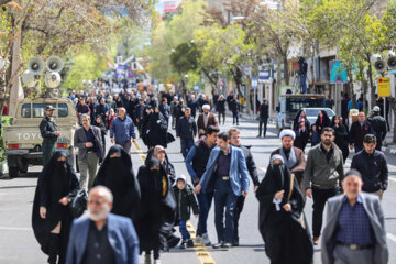 La marche de la Journée mondiale de Qods, s'est tenue ce vendredi 14 avril dans la ville de Zanjan avec la présence de jeûneurs en guise du soutien et de la solidarité au peuple opprimé palestinien opprimé. (Photo : Bahrâm Bayat)