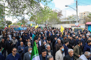 La marche de la Journée mondiale de Qods, s'est tenue ce vendredi 14 avril dans la ville de Zanjan avec la présence de jeûneurs en guise du soutien et de la solidarité au peuple opprimé palestinien opprimé. (Photo : Bahrâm Bayat)