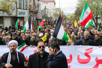 La marche de la Journée mondiale de Qods, s'est tenue ce vendredi 14 avril dans la ville de Zanjan avec la présence de jeûneurs en guise du soutien et de la solidarité au peuple opprimé palestinien opprimé. (Photo : Bahrâm Bayat)