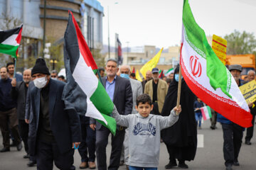 Celebradas las marchas del Día Mundial de Al-Quds en Zanyán
