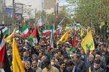 La marche de la Journée mondiale de Qods, s'est tenue ce vendredi 14 avril dans la ville de Zanjan avec la présence de jeûneurs en guise du soutien et de la solidarité au peuple opprimé palestinien opprimé. (Photo : Bahrâm Bayat)