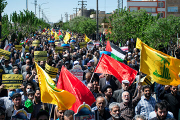 IRNA-La marche de la Journée mondiale du Qods s'est tenue ce vendredi 14 avril 2023 à Semnan au centre au dernier vendredi du Ramadan avec la présence du peuple en jeun et anti-arrogant de l'Iran islamique et en guise du soutien au peuple opprimé et puissant de Palestine. (Photo : Ali Abak)