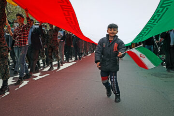 Marche de la Journée mondiale de Qods à Shahr-e Kurde 