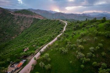Le village touristique de Zaras en Iran ; Un joyau au coeur des montagnes de Zagros